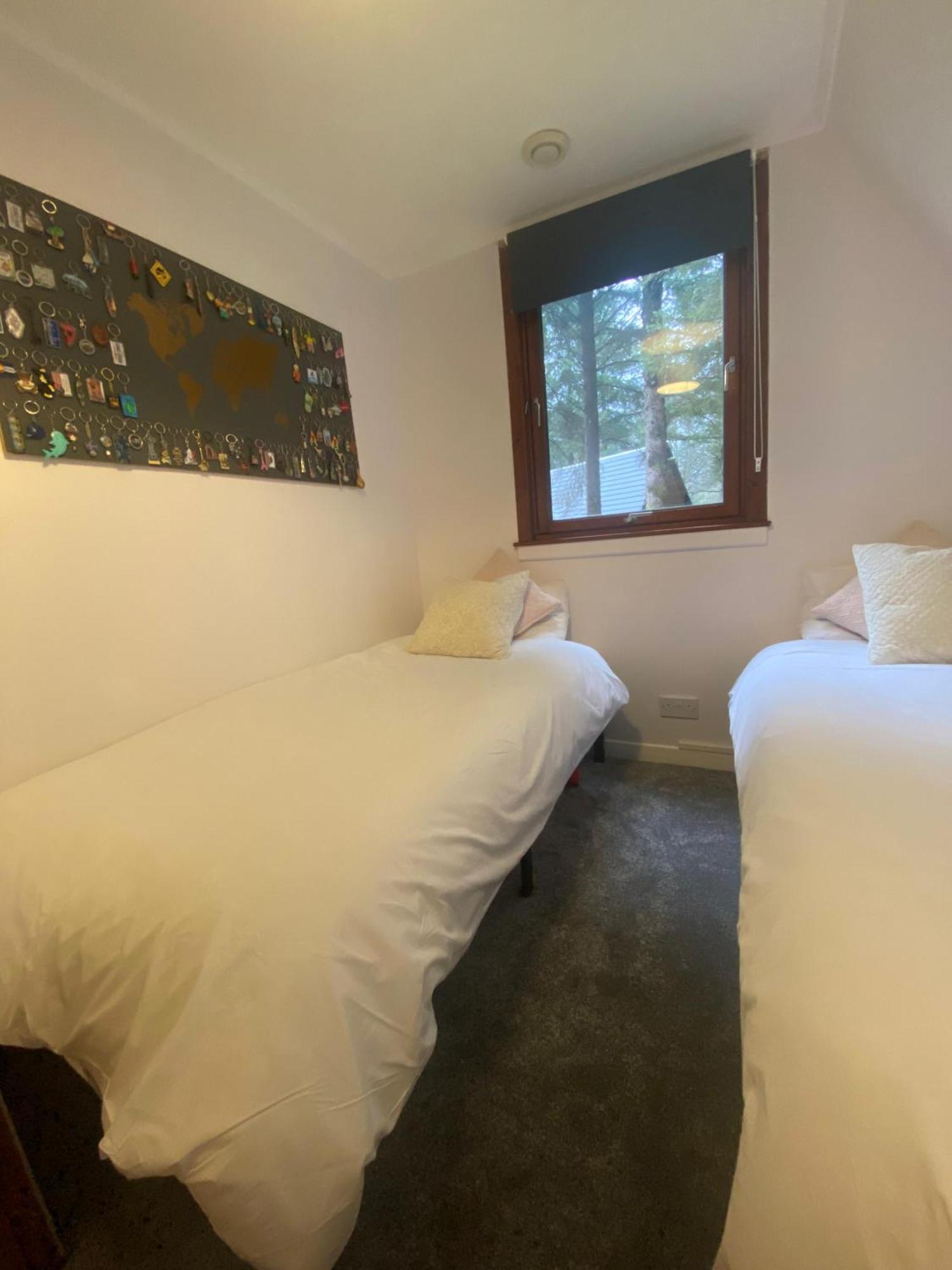 The Triangle Lodge Invergarry Bagian luar foto